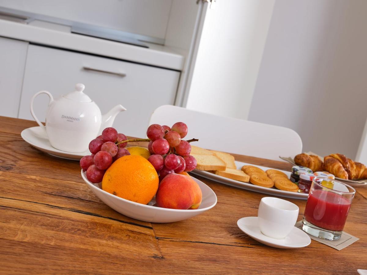 Felix Hotels - Hotel Residence Porto San Paolo ปอร์โตซานเปาโล ภายนอก รูปภาพ