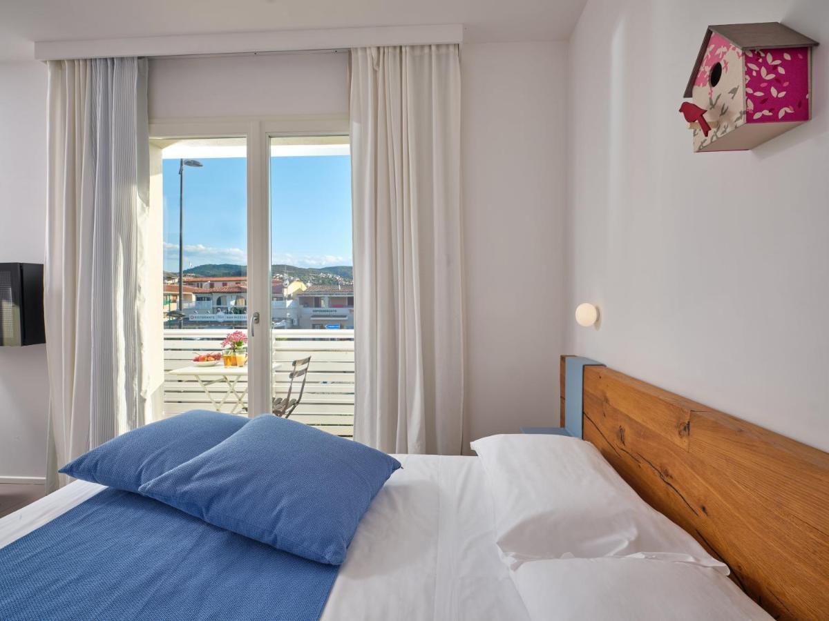 Felix Hotels - Hotel Residence Porto San Paolo ปอร์โตซานเปาโล ภายนอก รูปภาพ