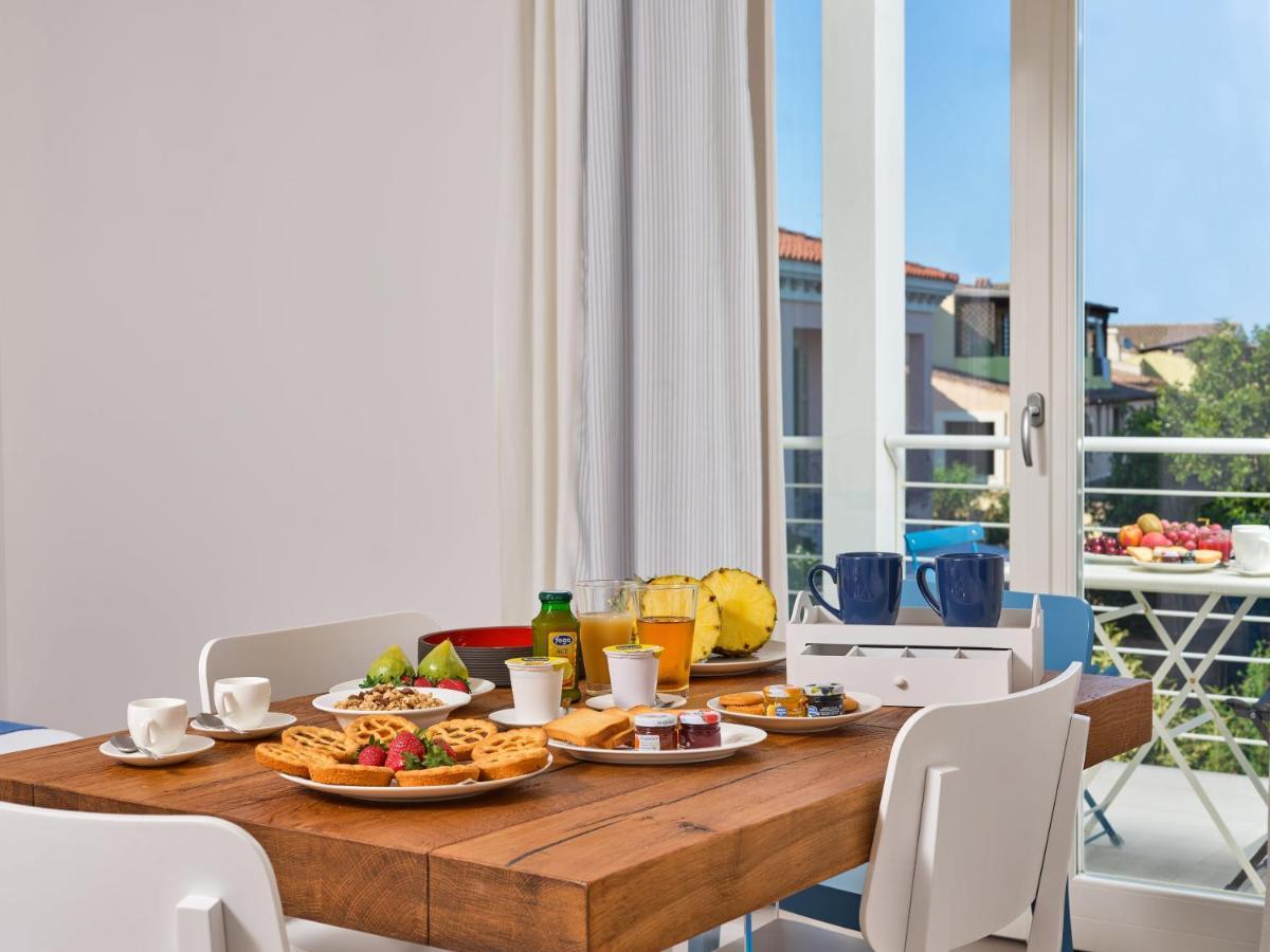 Felix Hotels - Hotel Residence Porto San Paolo ปอร์โตซานเปาโล ภายนอก รูปภาพ