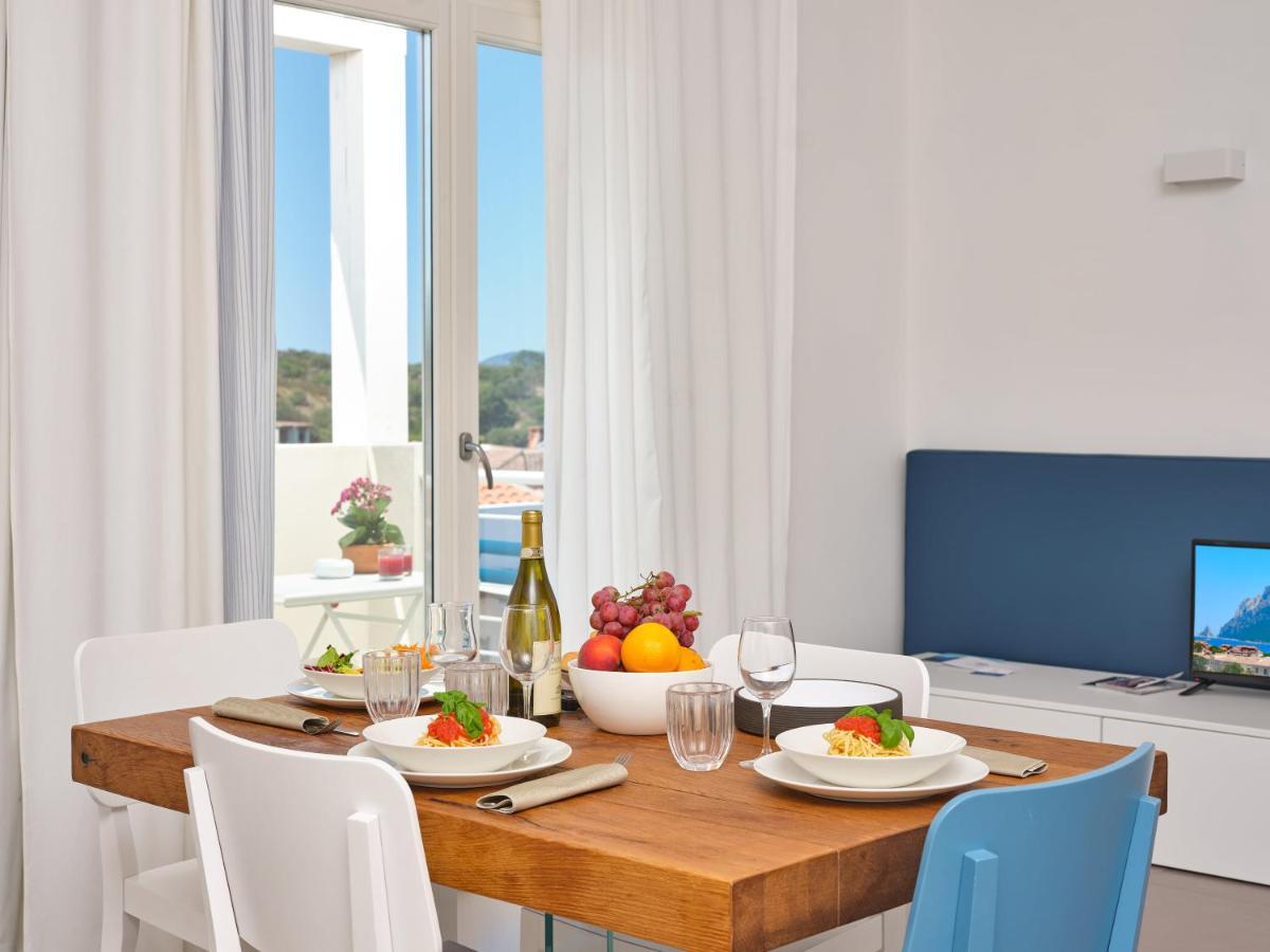 Felix Hotels - Hotel Residence Porto San Paolo ปอร์โตซานเปาโล ภายนอก รูปภาพ